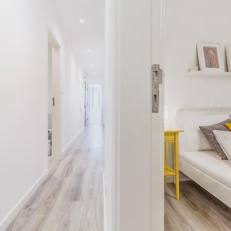 Santos Modern Flat Lisbon